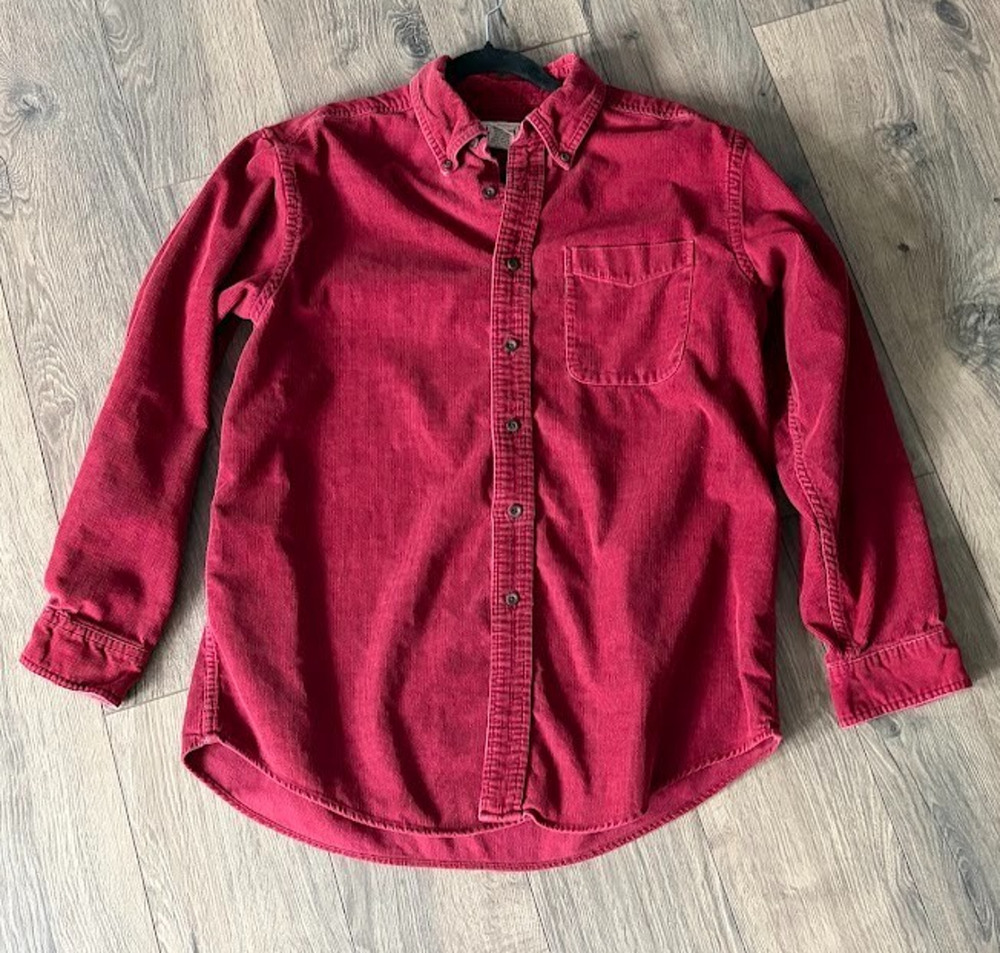 LL Bean 259827 Mens Red Corduroy Long Sleeve Button Up Shirt Size Medium Regular